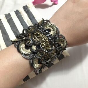 Chunky Gold Chain Lace Cuff Bracelet Black Vintage Whimsigoth Ev…